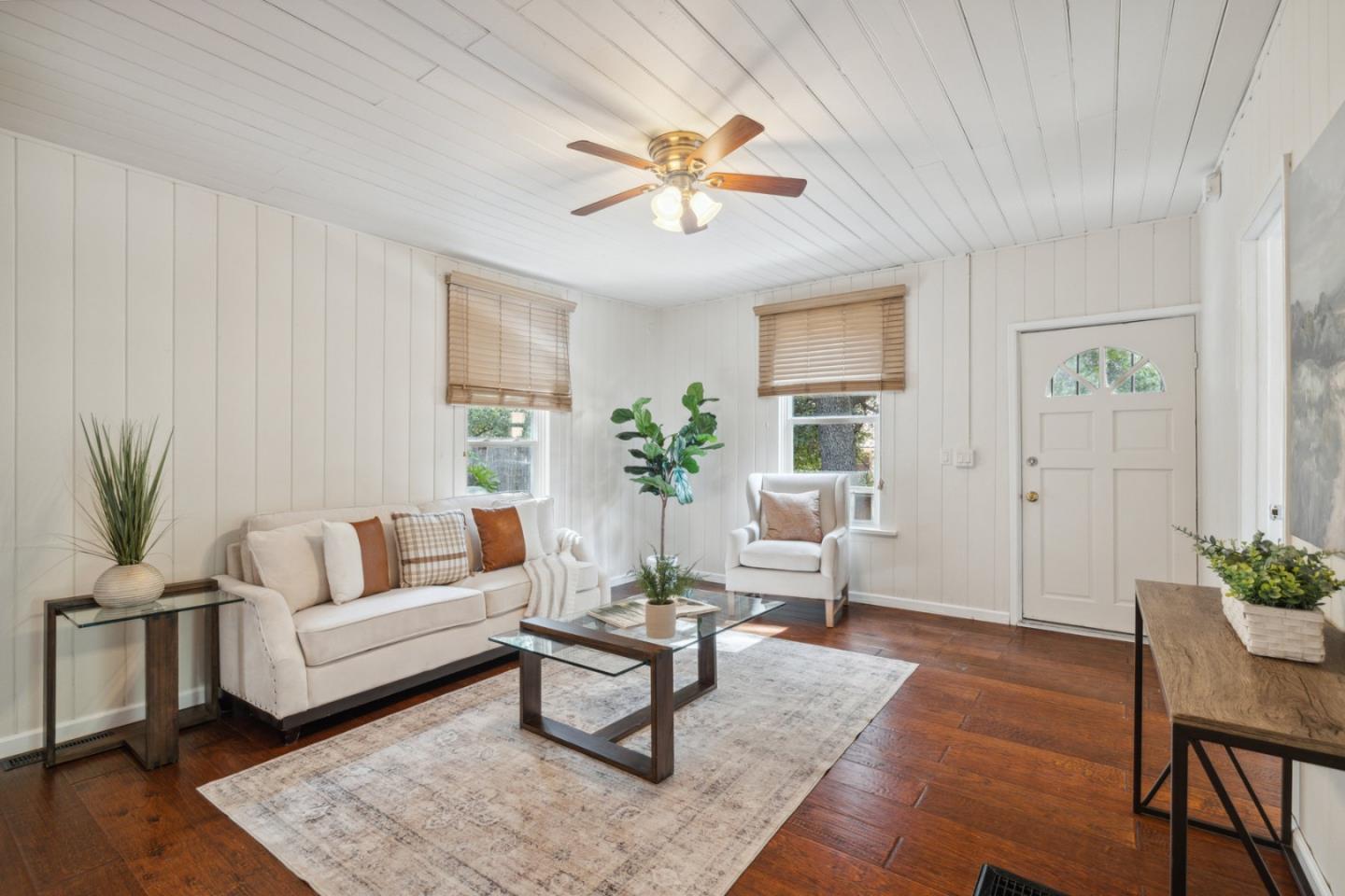 11349 Alameda Avenue