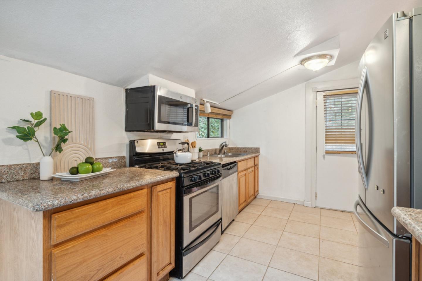 11349 Alameda Avenue