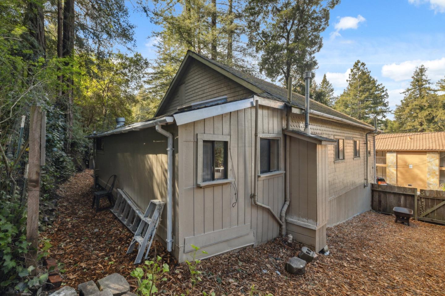 11349 Alameda Avenue