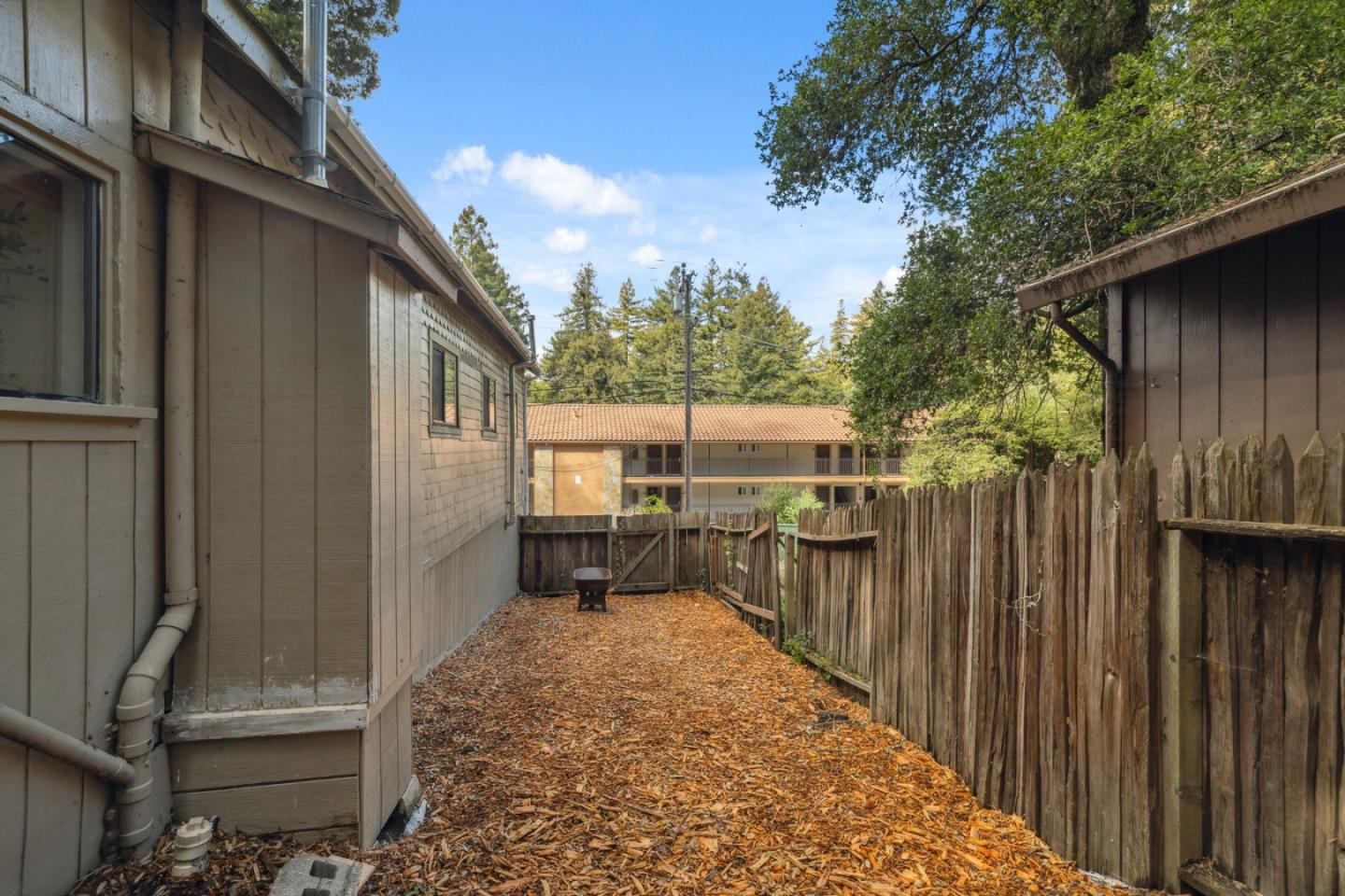 11349 Alameda Avenue