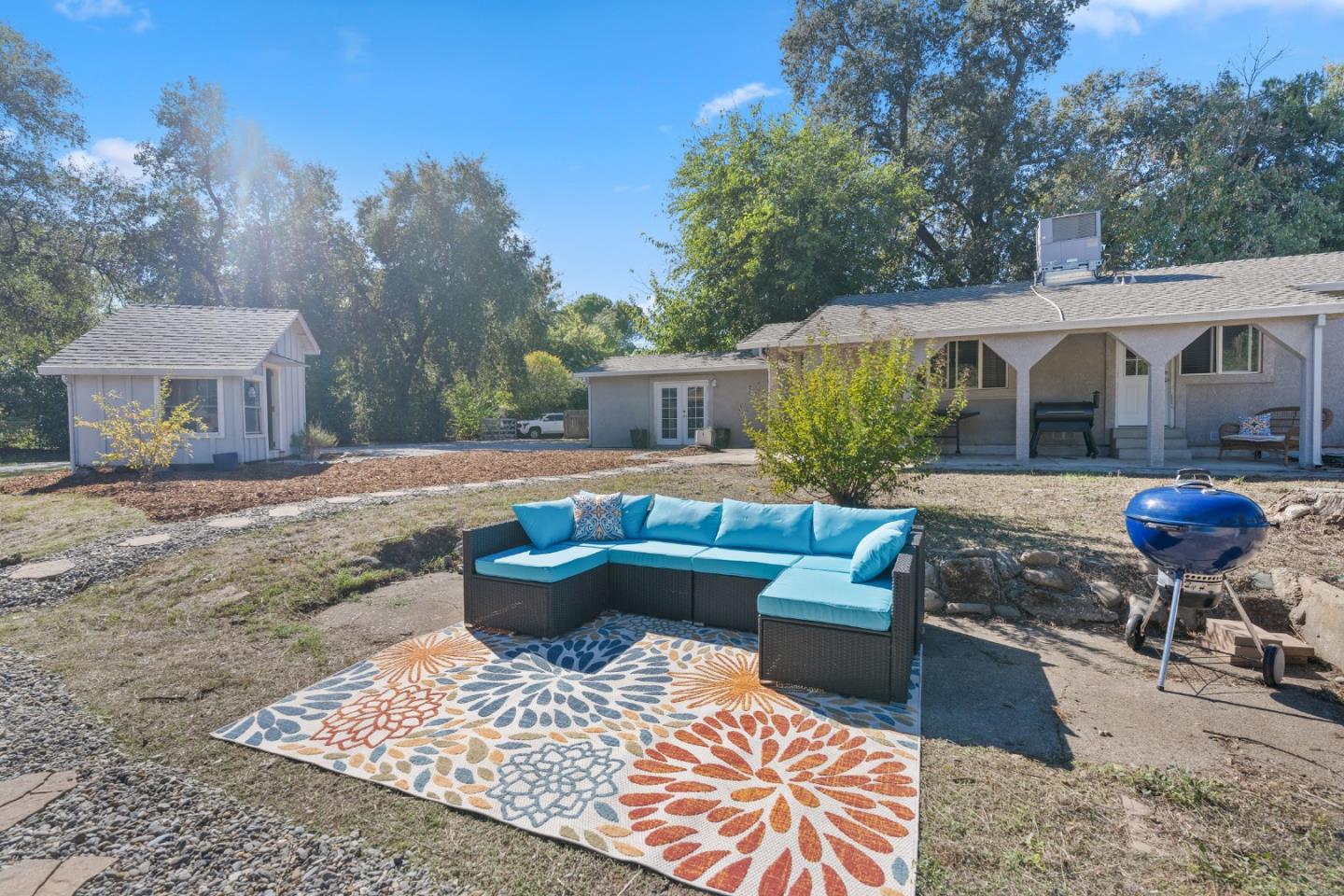 5367 Rosswood Lane