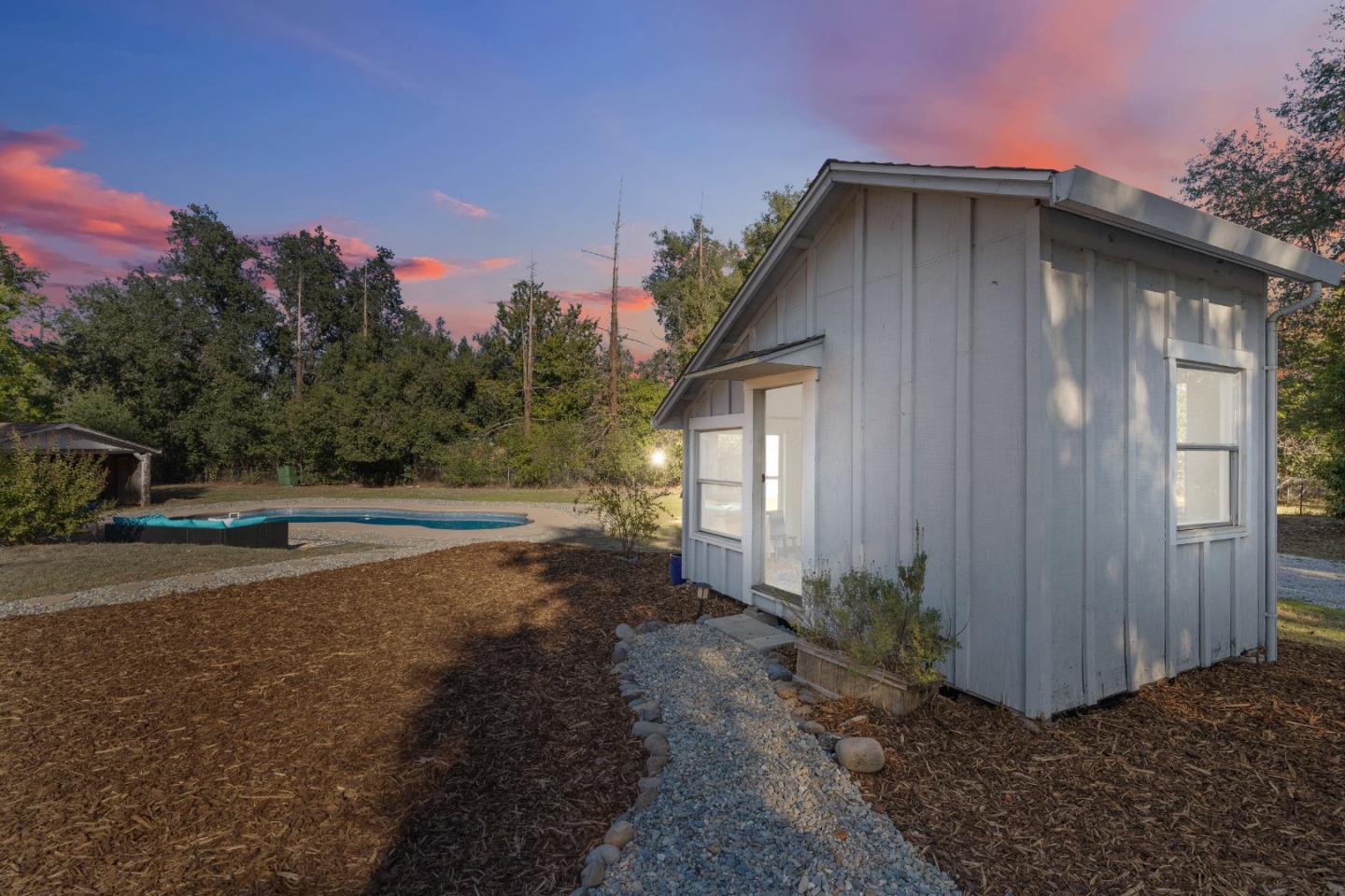 5367 Rosswood Lane