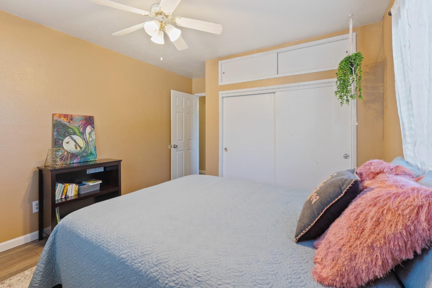 5367 Rosswood Lane