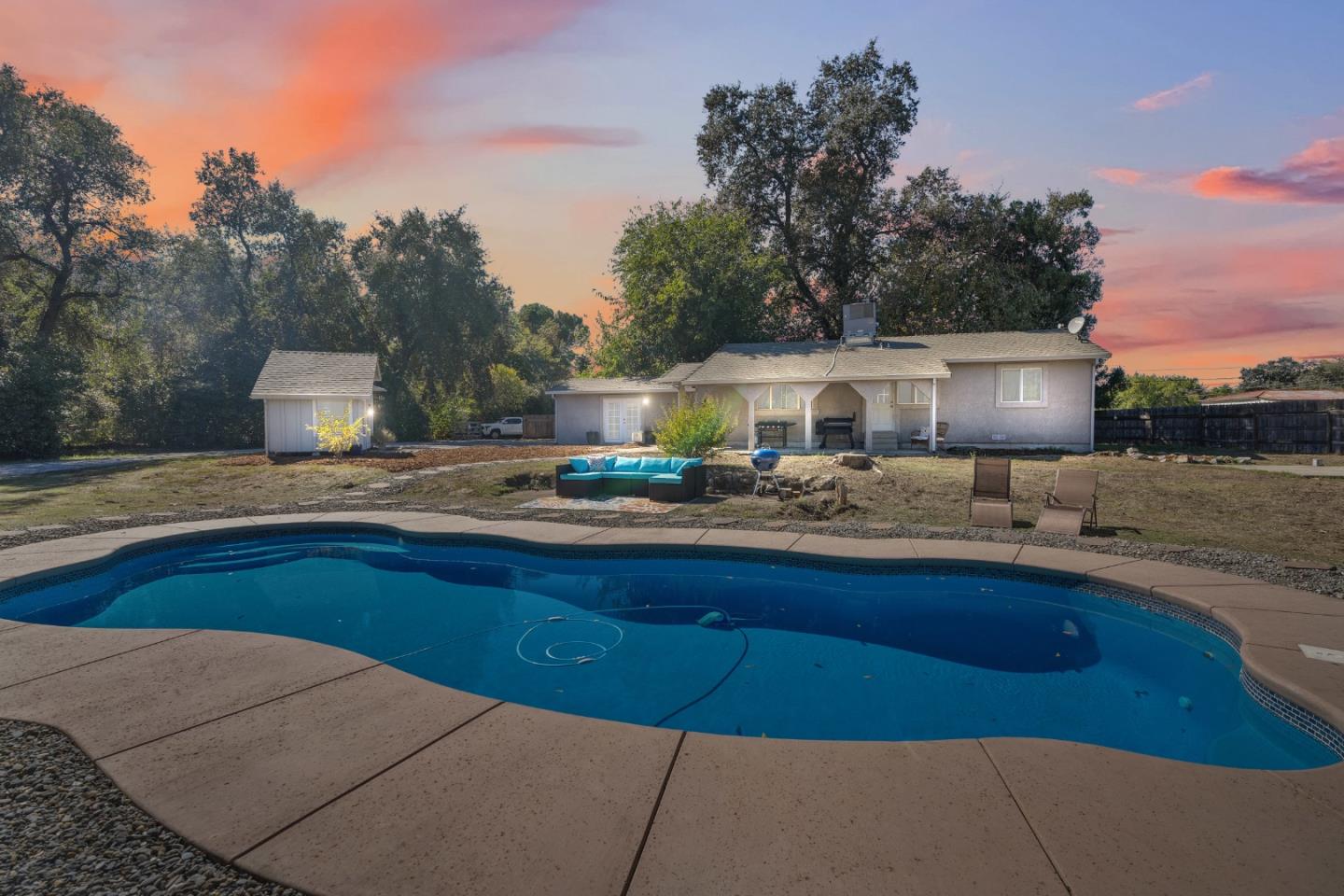 5367 Rosswood Lane