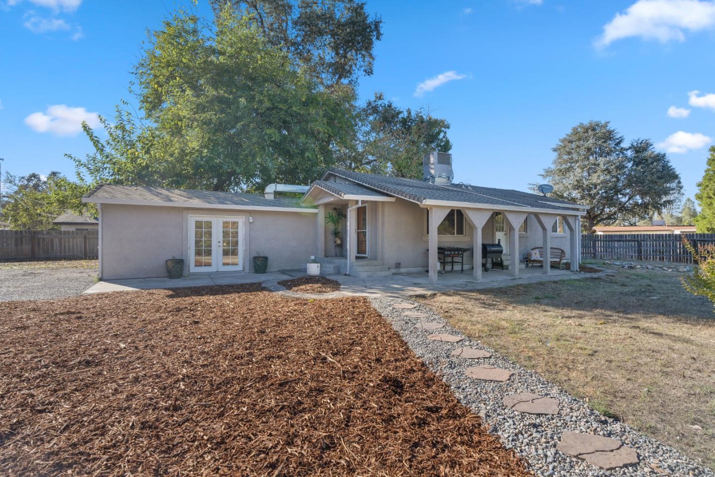 5367 Rosswood Lane