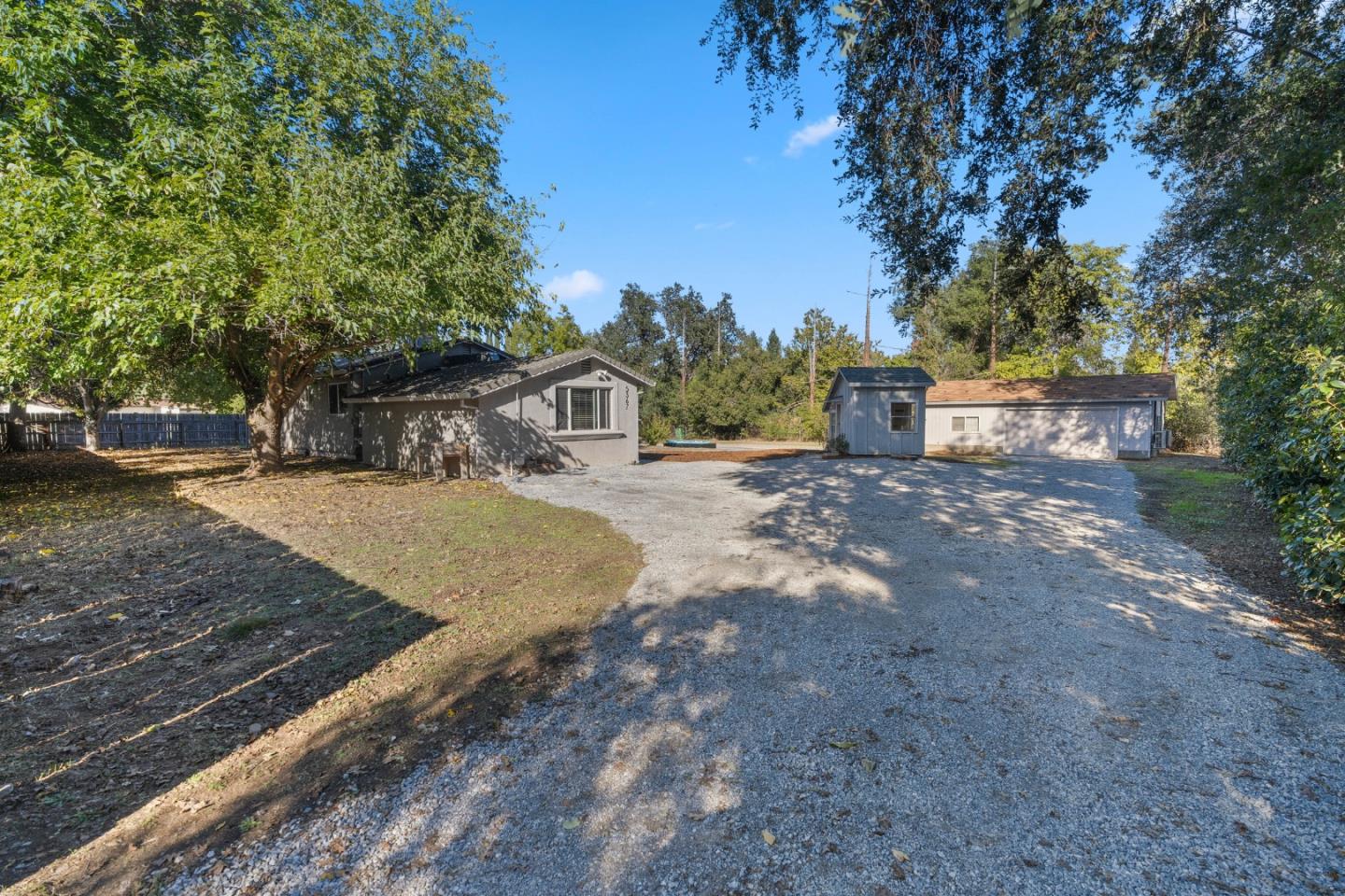 5367 Rosswood Lane