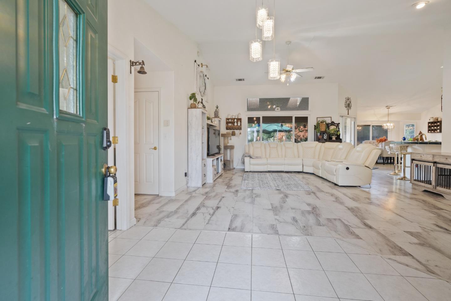 2920 Aspen Glow Lane