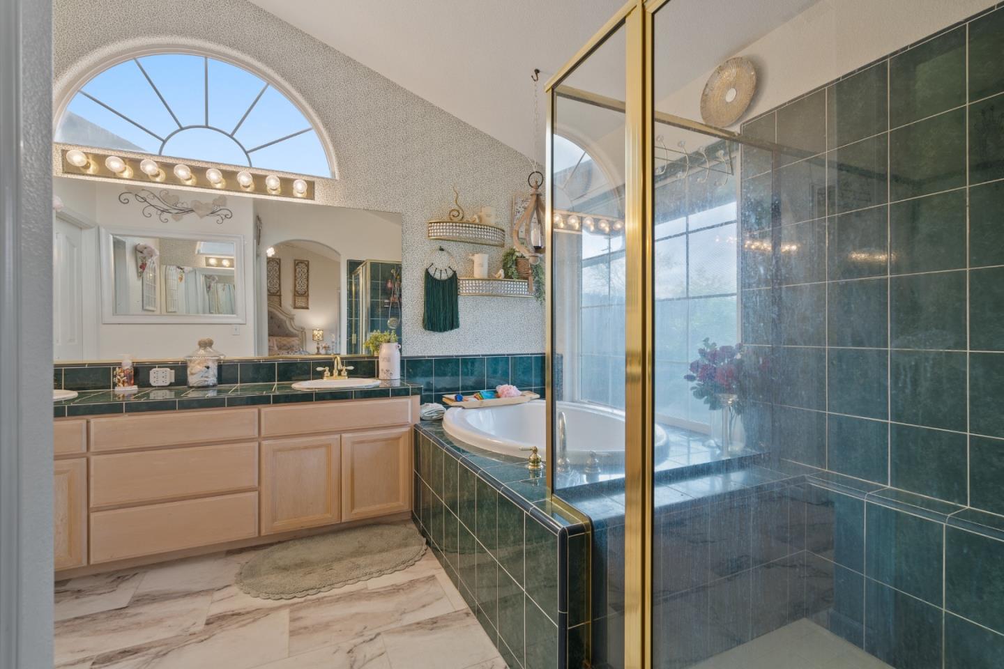 2920 Aspen Glow Lane