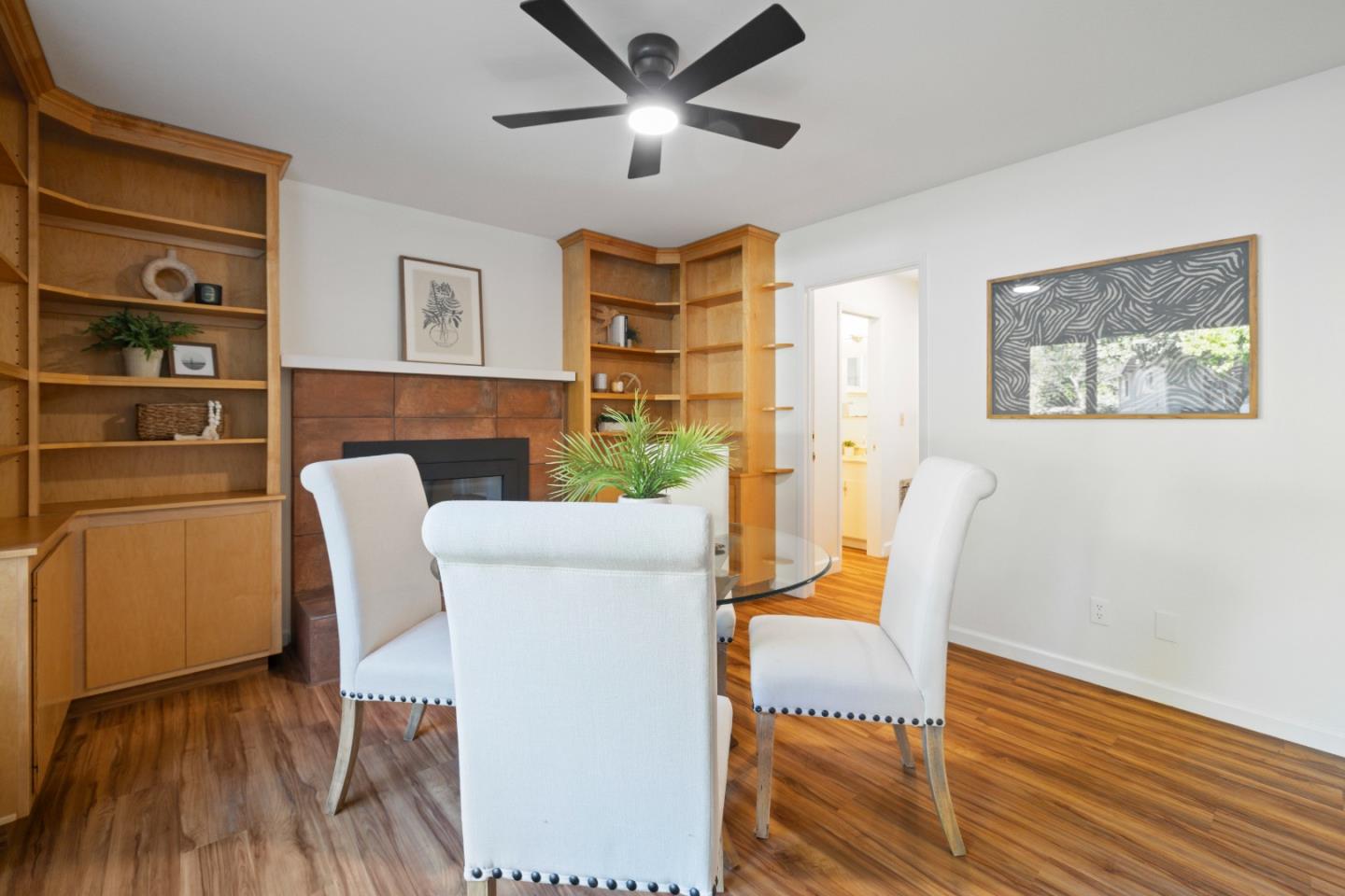 180 Sunnycroft Road