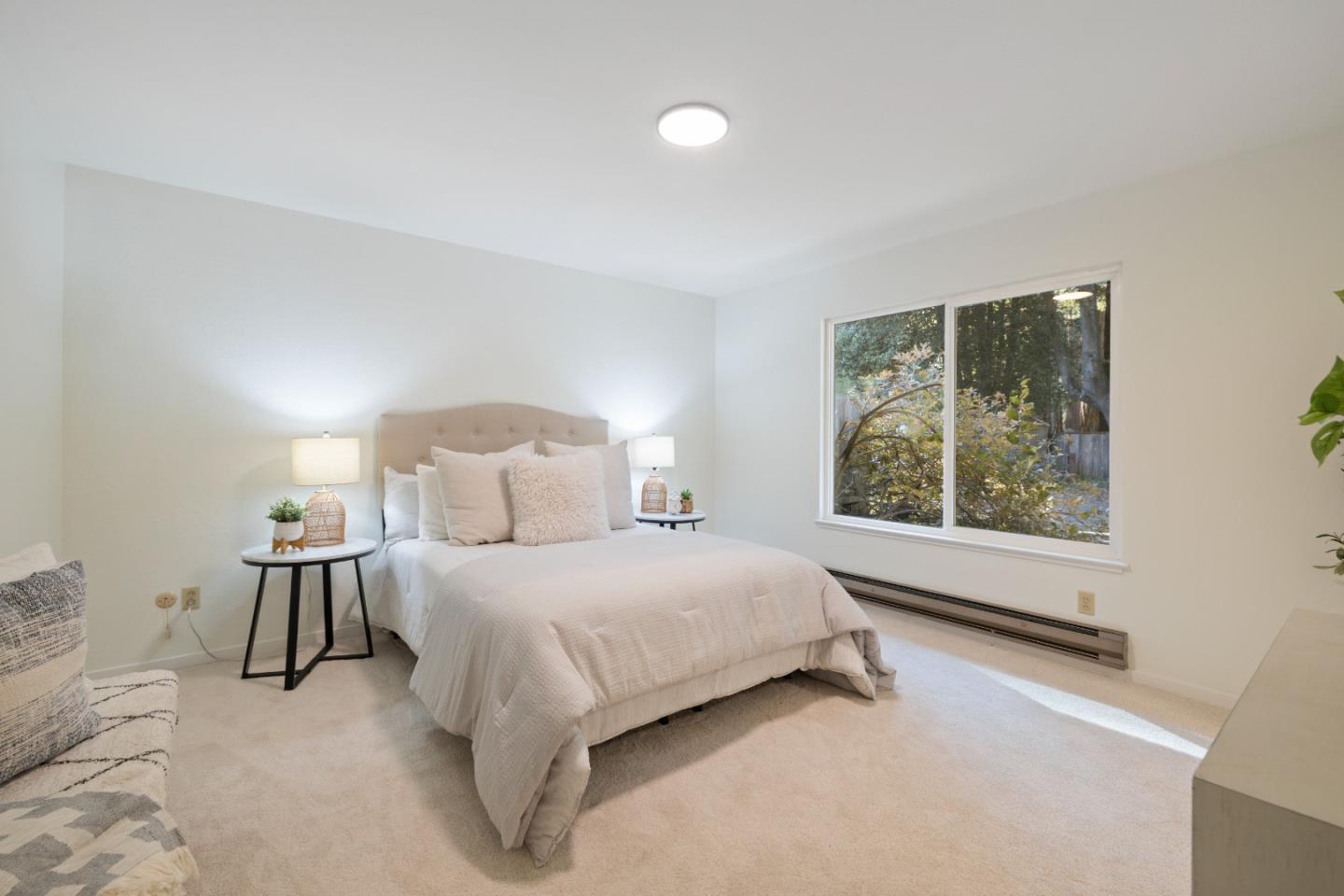 180 Sunnycroft Road