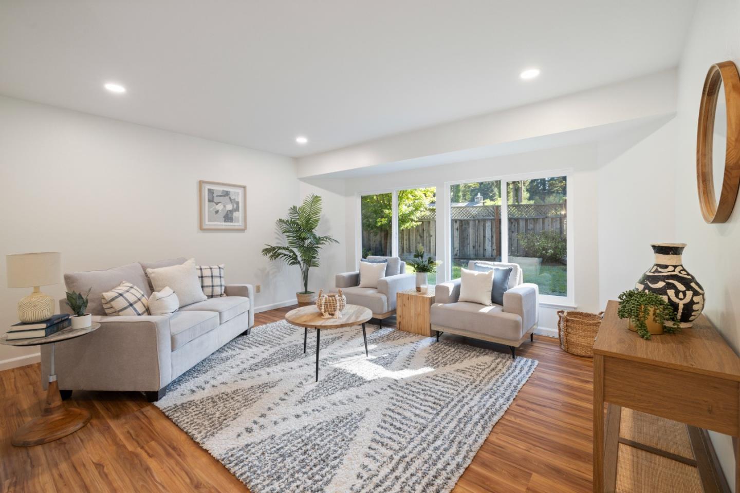 180 Sunnycroft Road