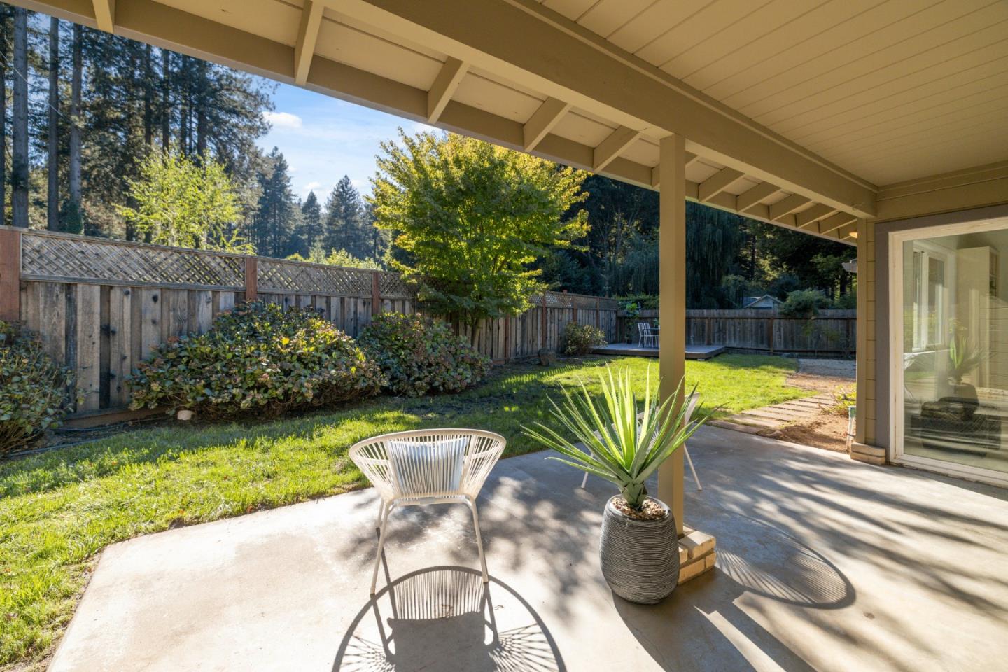 180 Sunnycroft Road