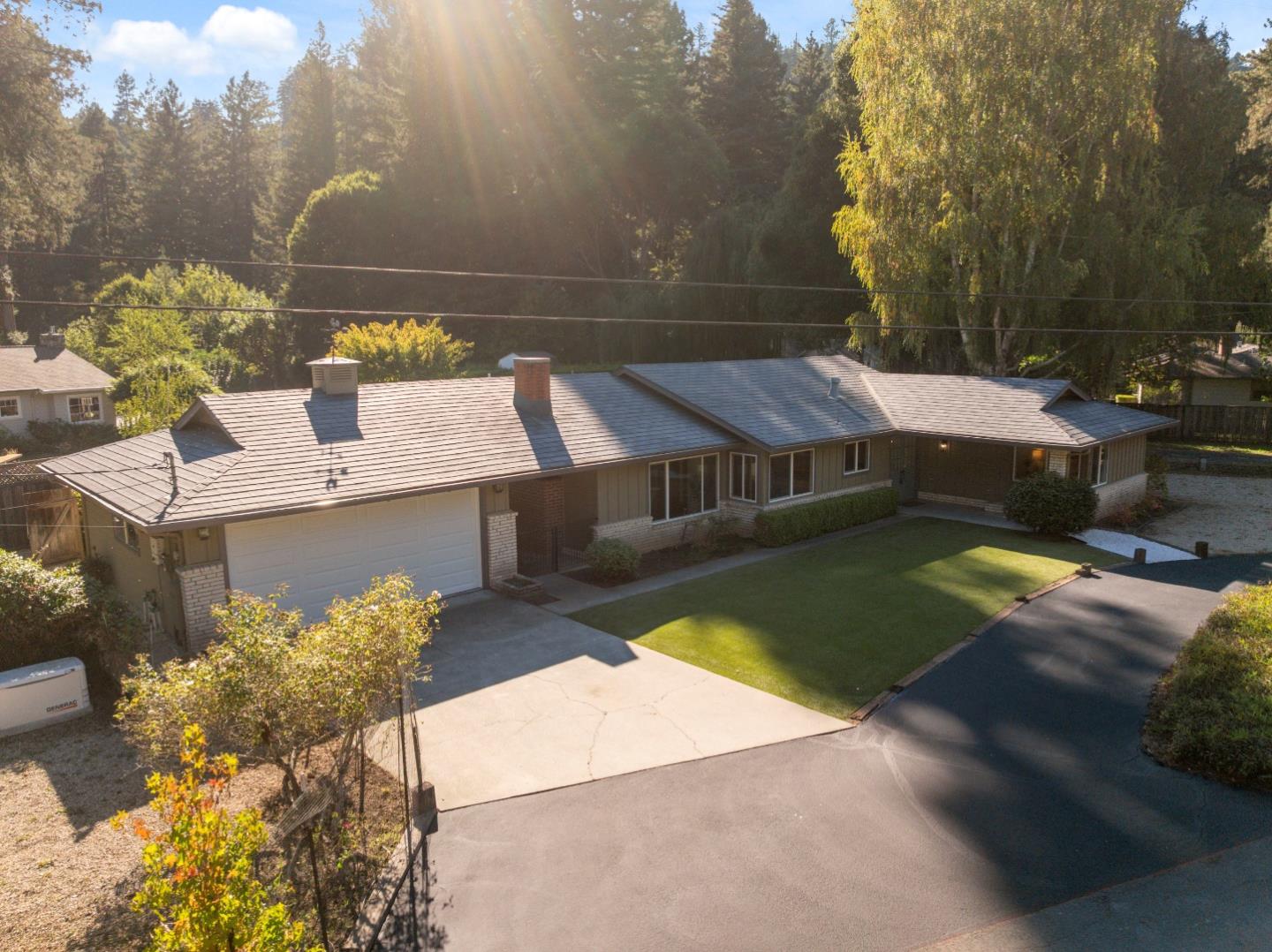 180 Sunnycroft Road