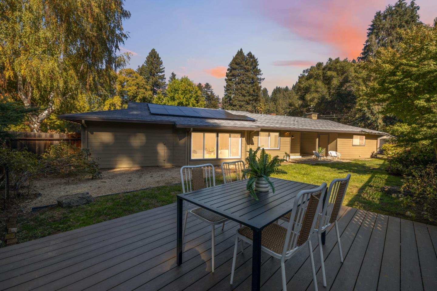 180 Sunnycroft Road