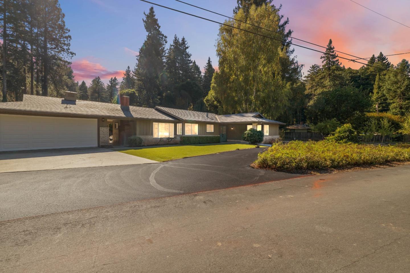 180 Sunnycroft Road