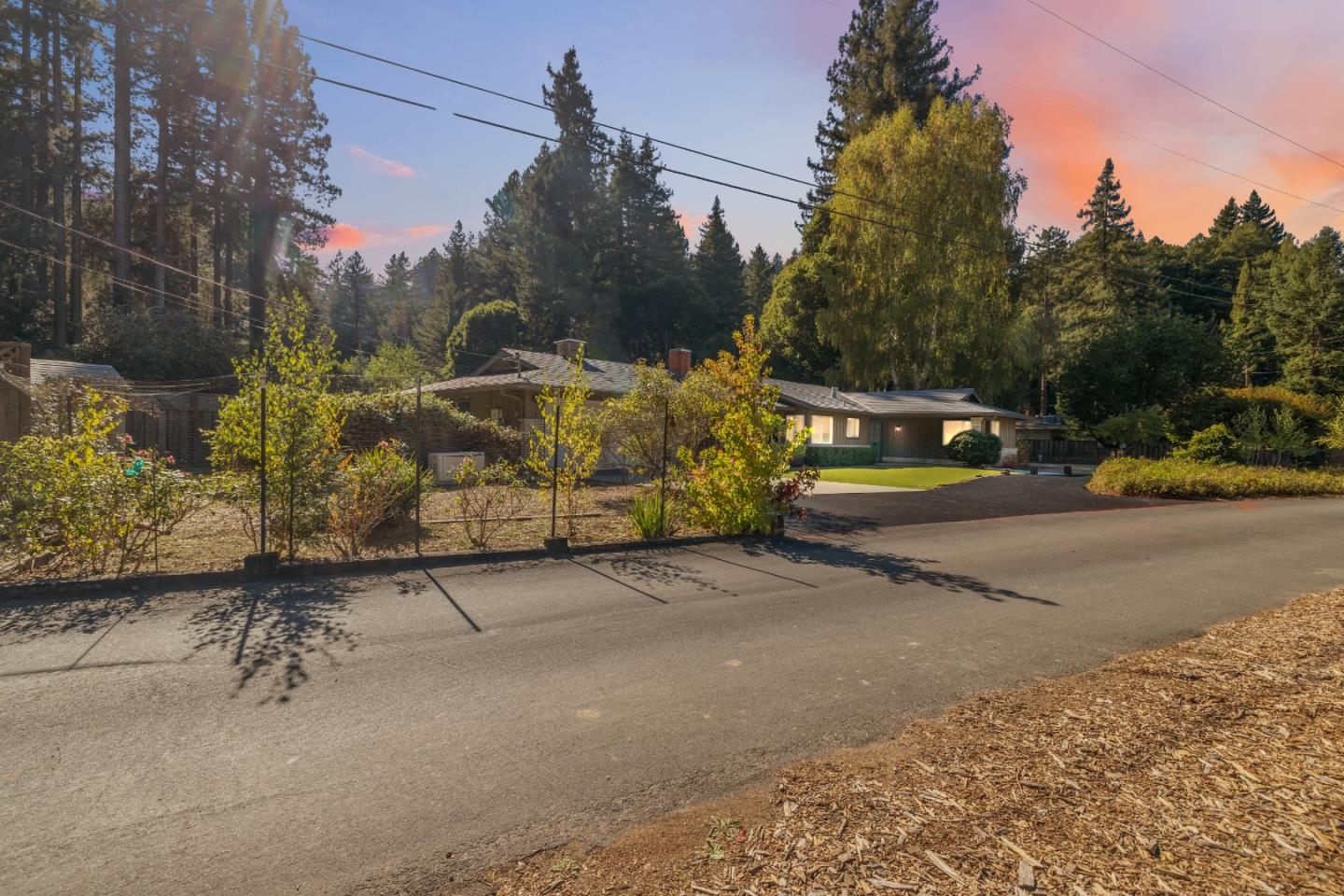 180 Sunnycroft Road