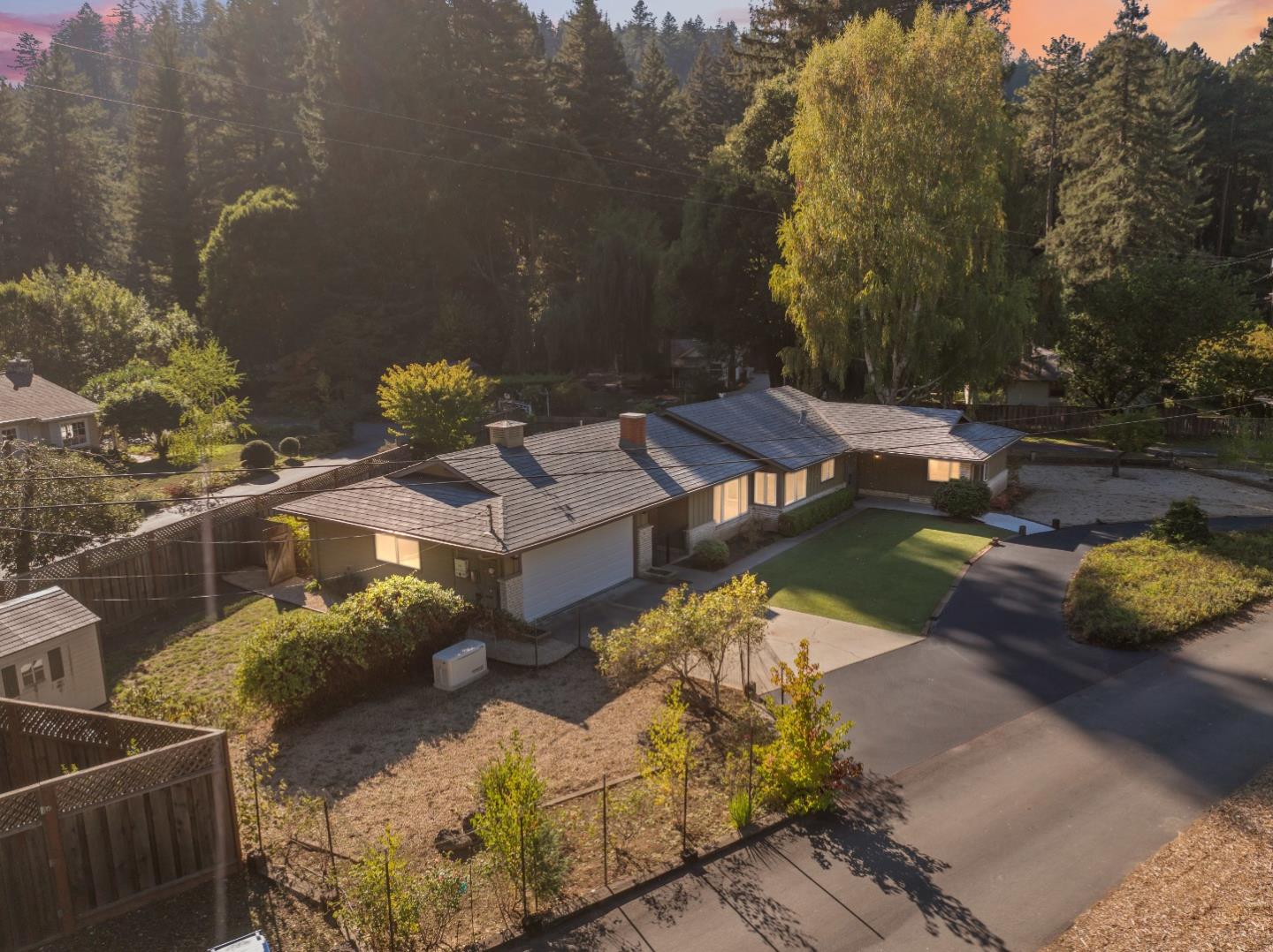 180 Sunnycroft Road