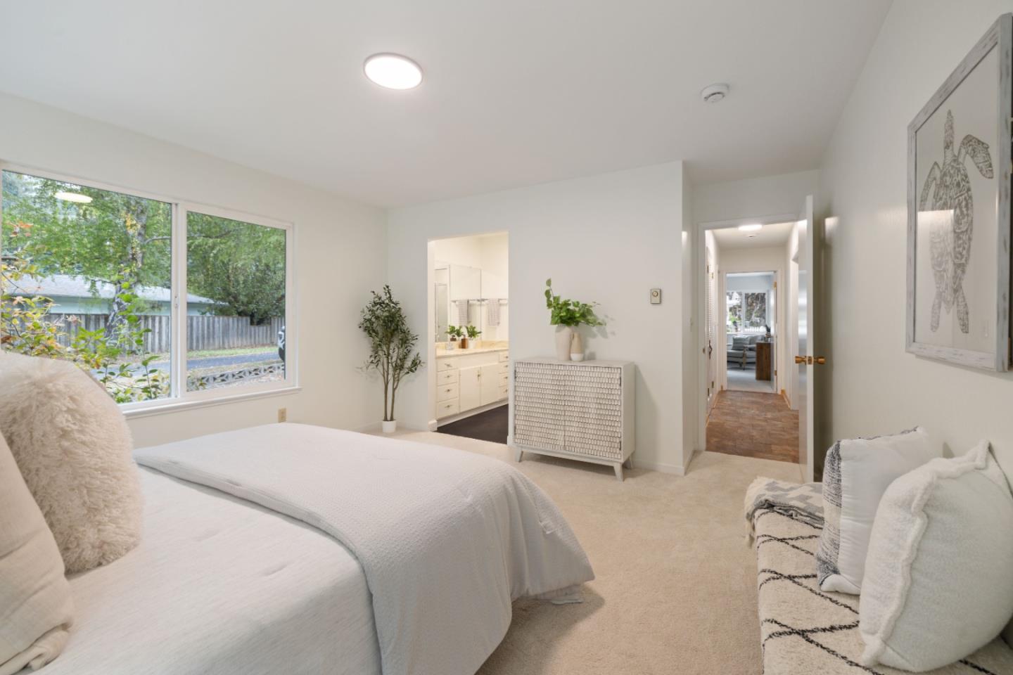 180 Sunnycroft Road