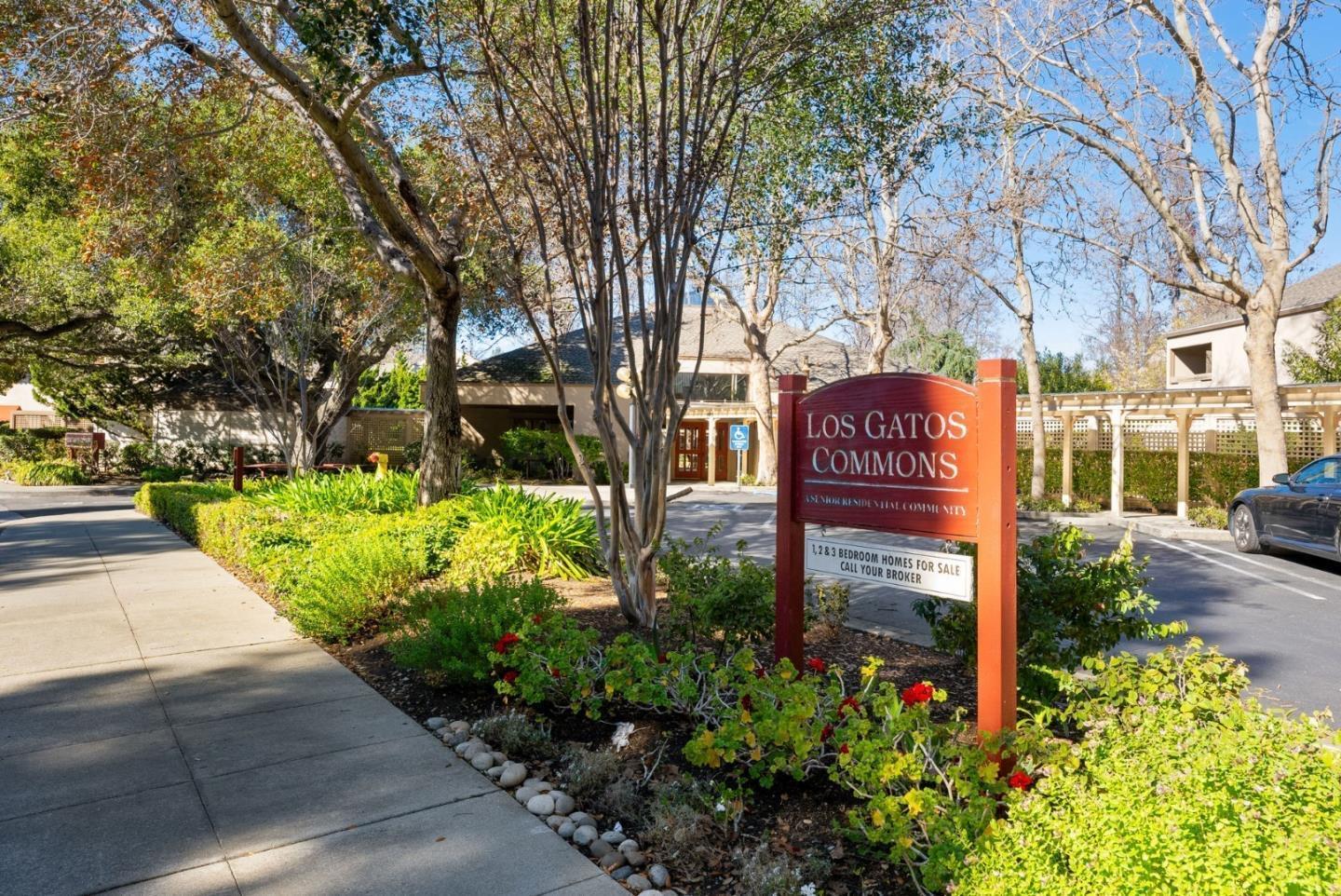 453 Alberto Way D155