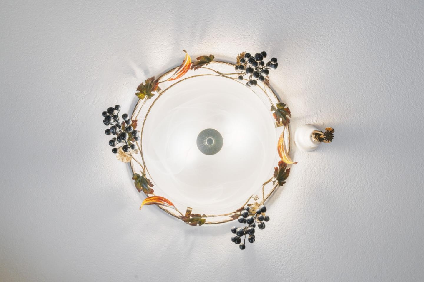 453 Alberto Way D155