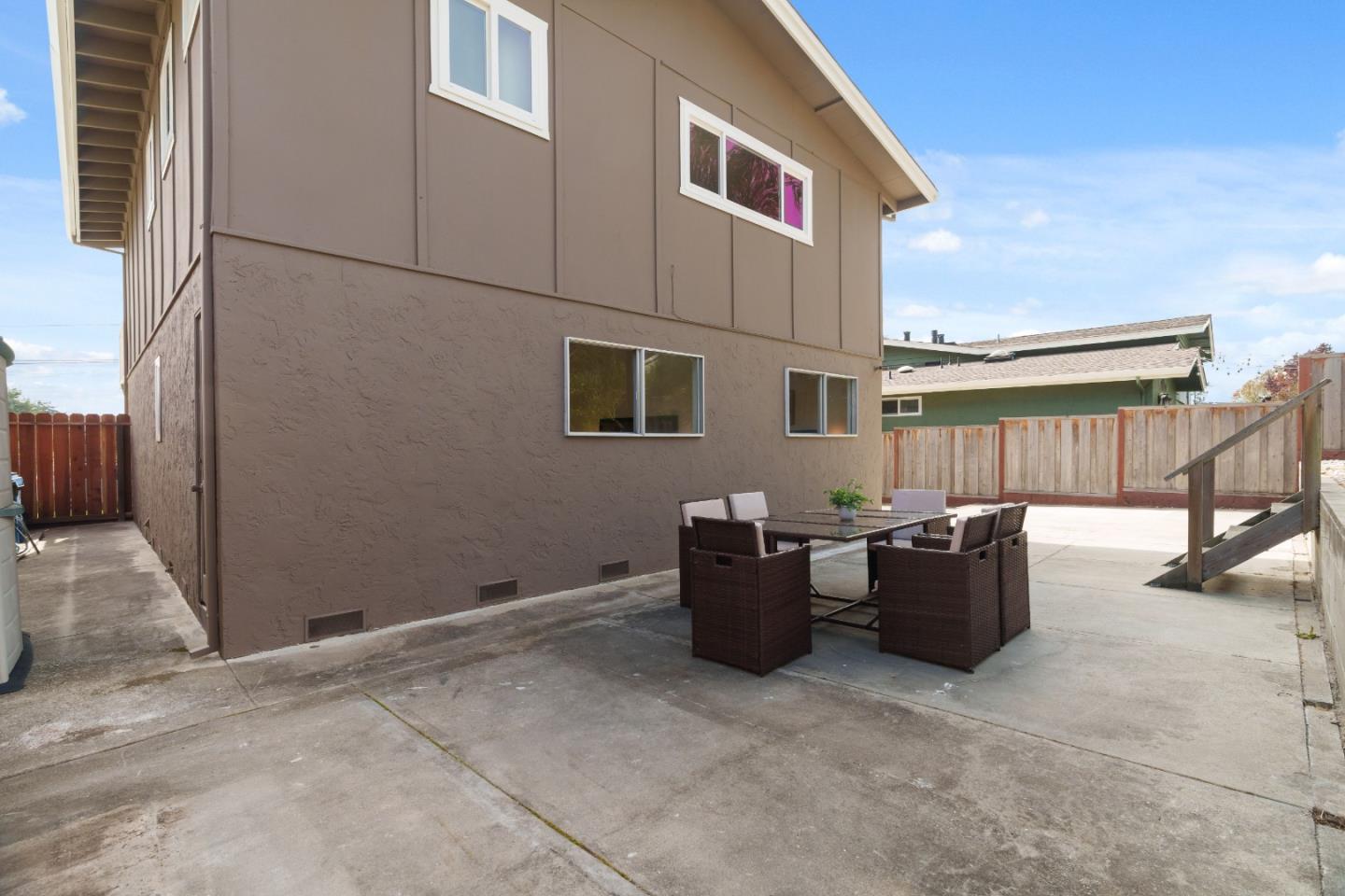 5493 Ball Drive