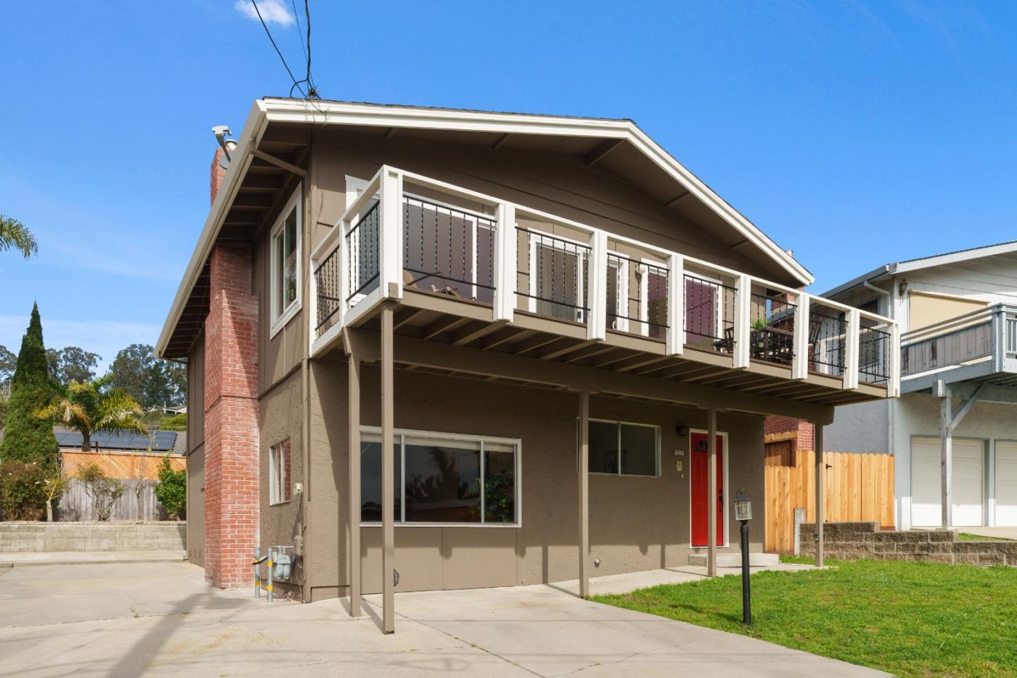 5493 Ball Drive