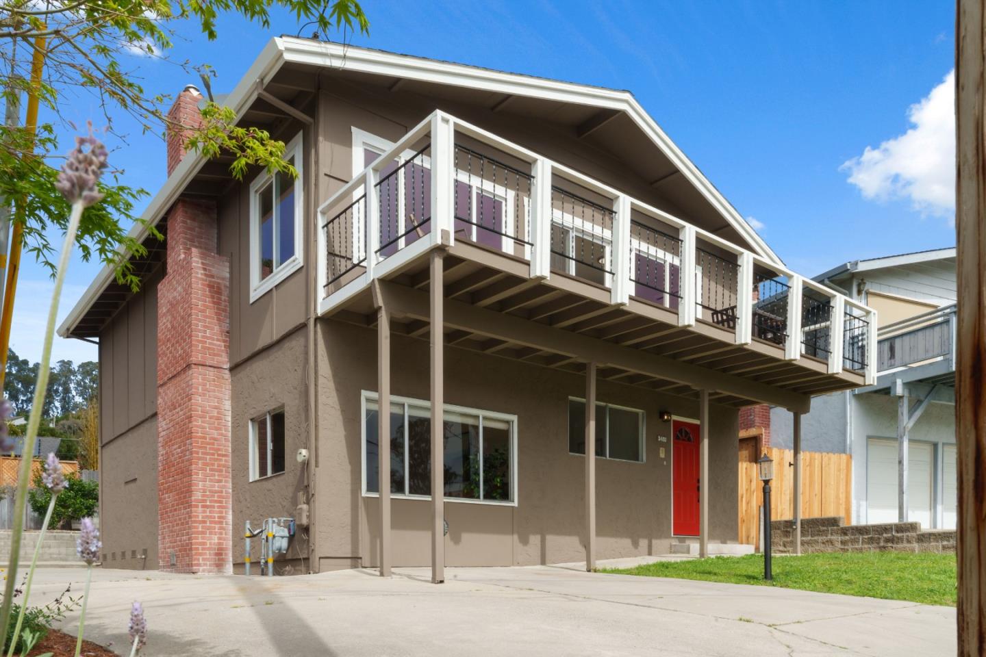 5493 Ball Drive