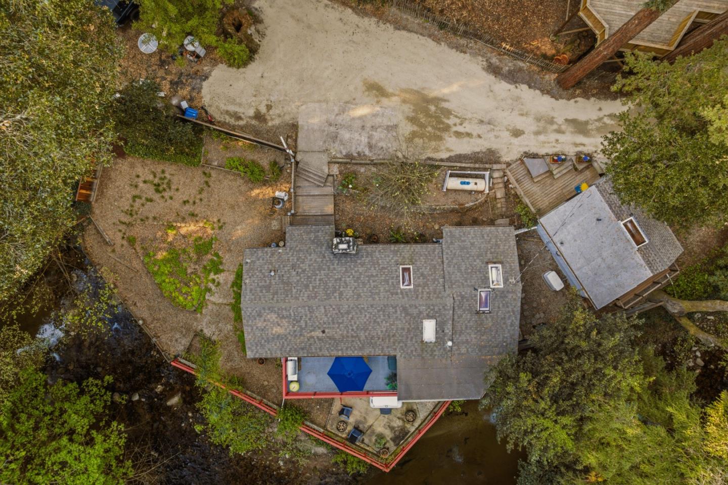 495 Primavera Road