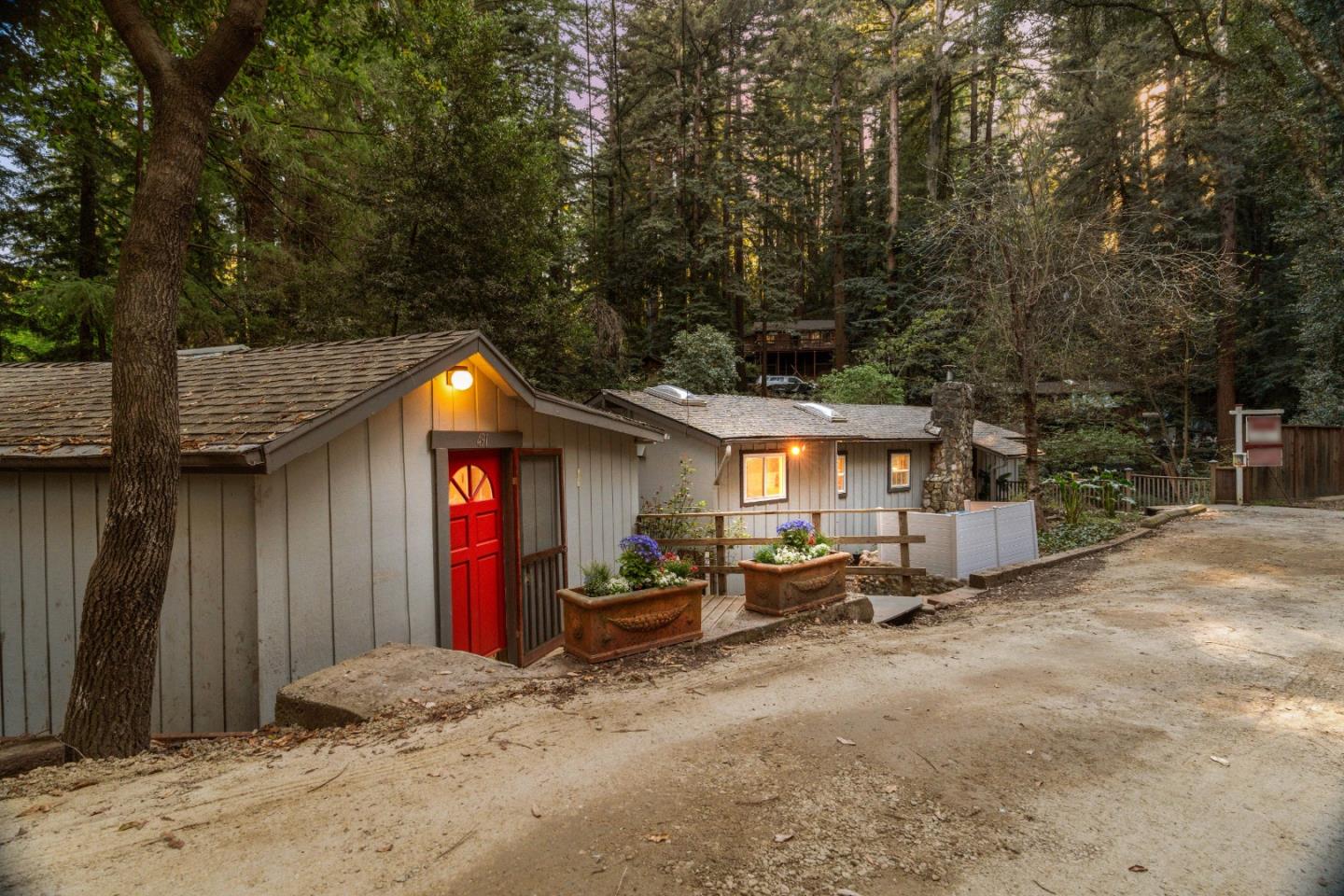 495 Primavera Road