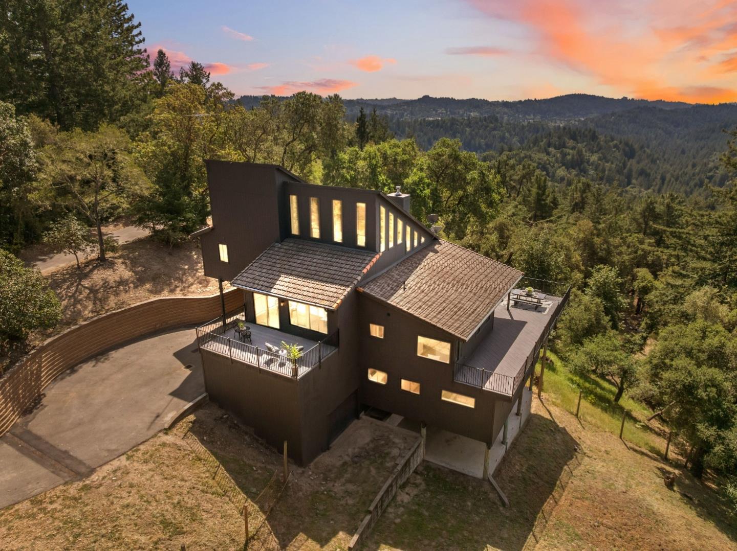 1380 Weston Ridge Road
