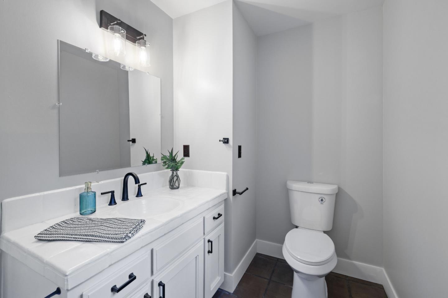 1380 Weston Ridge Road