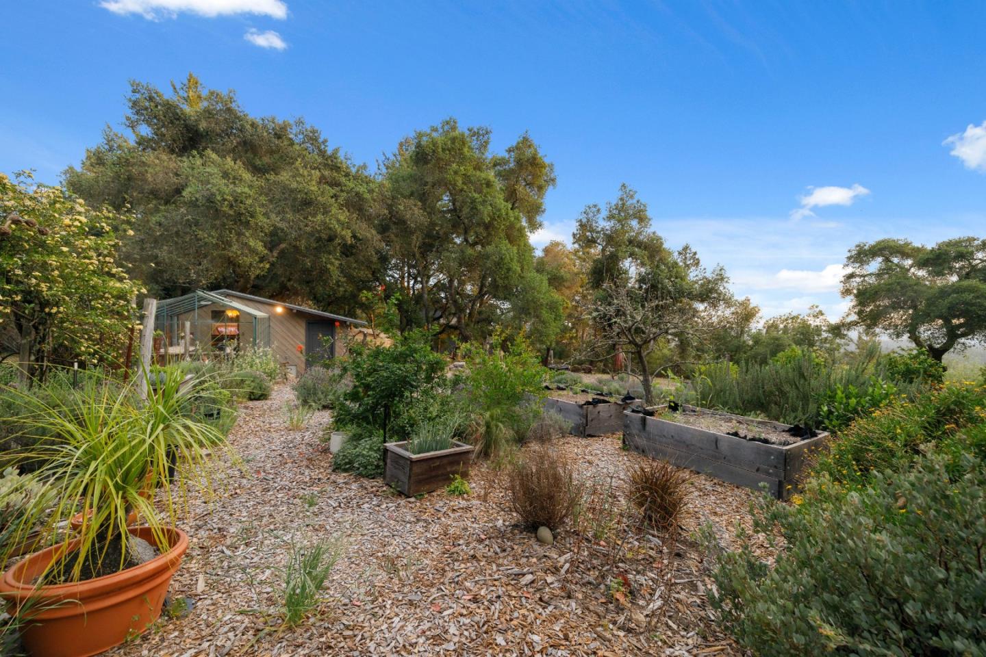 1380 Weston Ridge Road