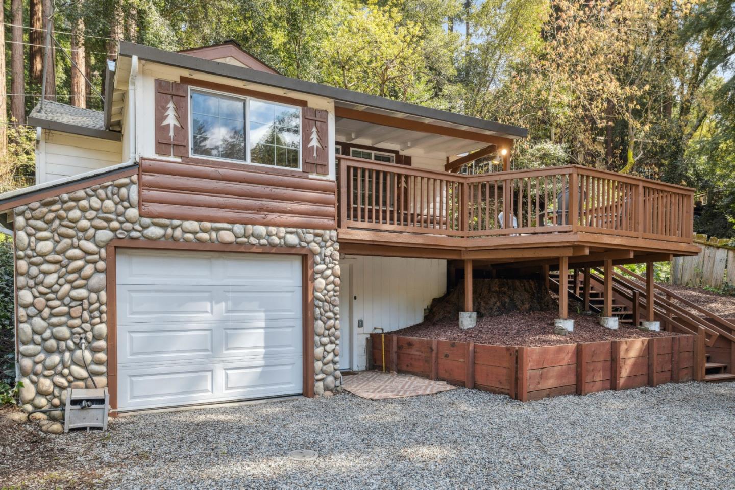 15300 Highway 9