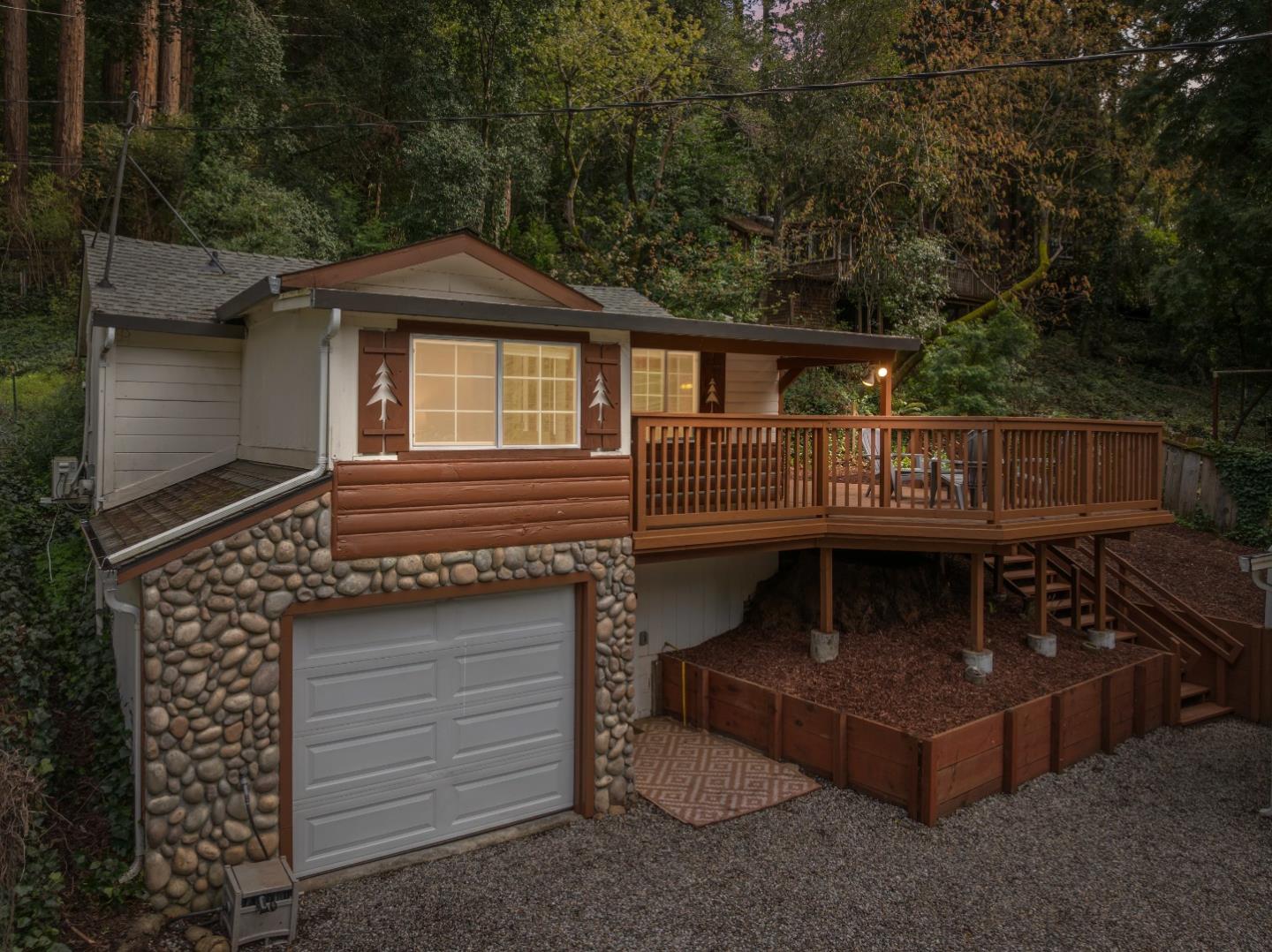 15300 Highway 9
