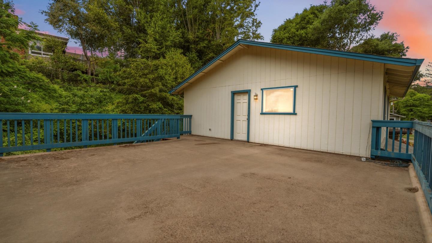 120 Clearview Place