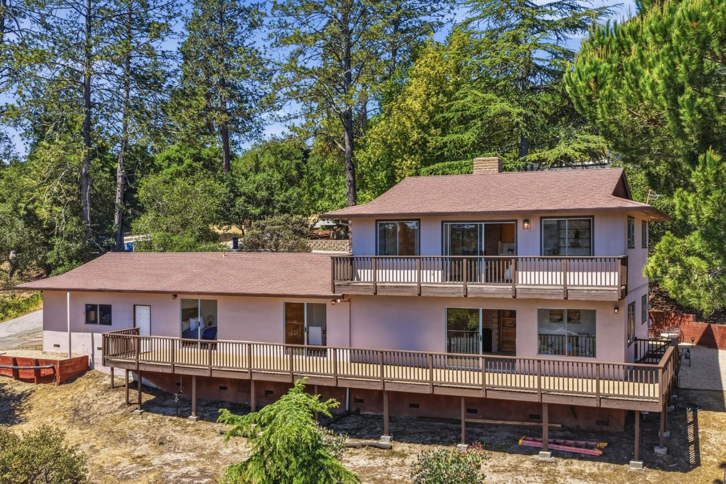 285 Twin Pines Drive
