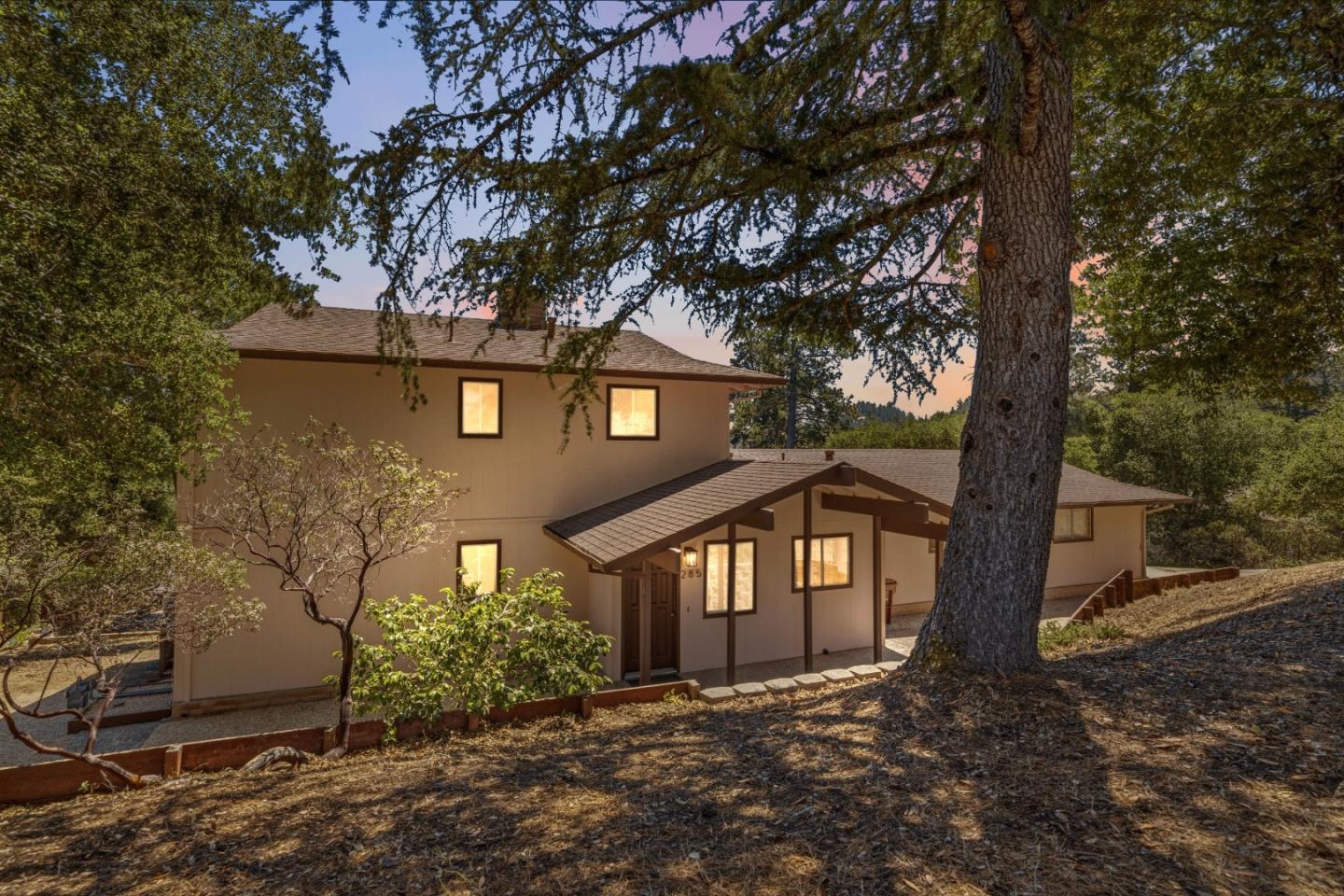 285 Twin Pines Drive