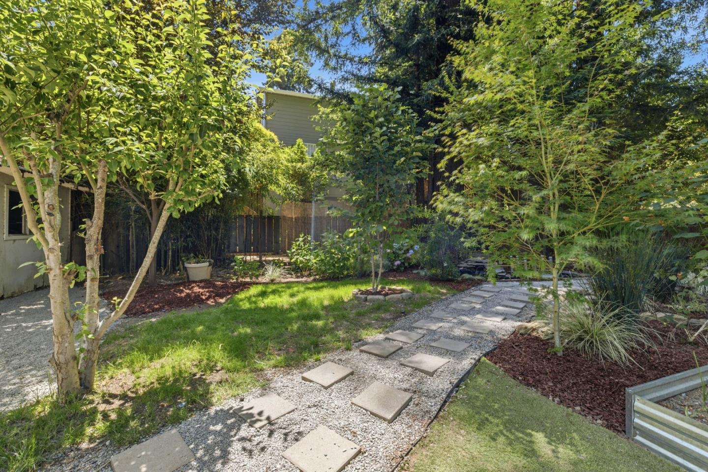 185 Sylvan Way