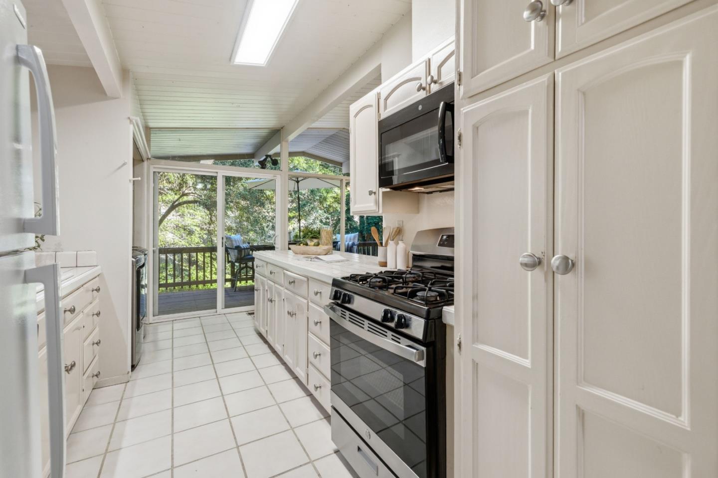 15740 Forest Hill Drive