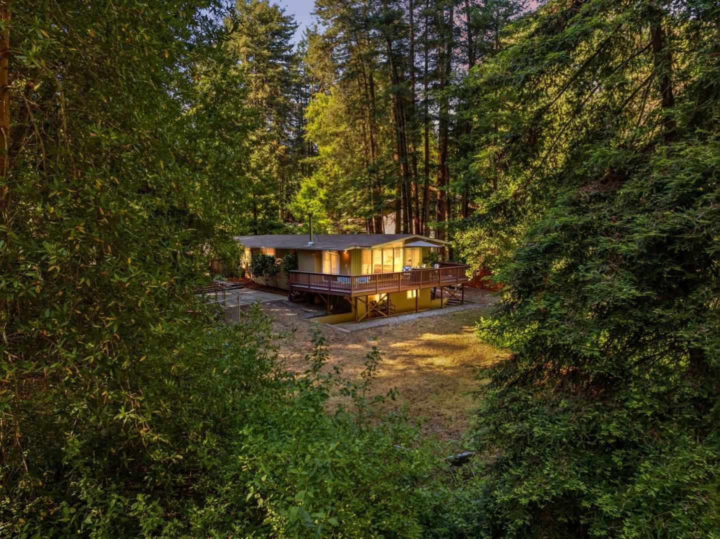 15740 Forest Hill Drive
