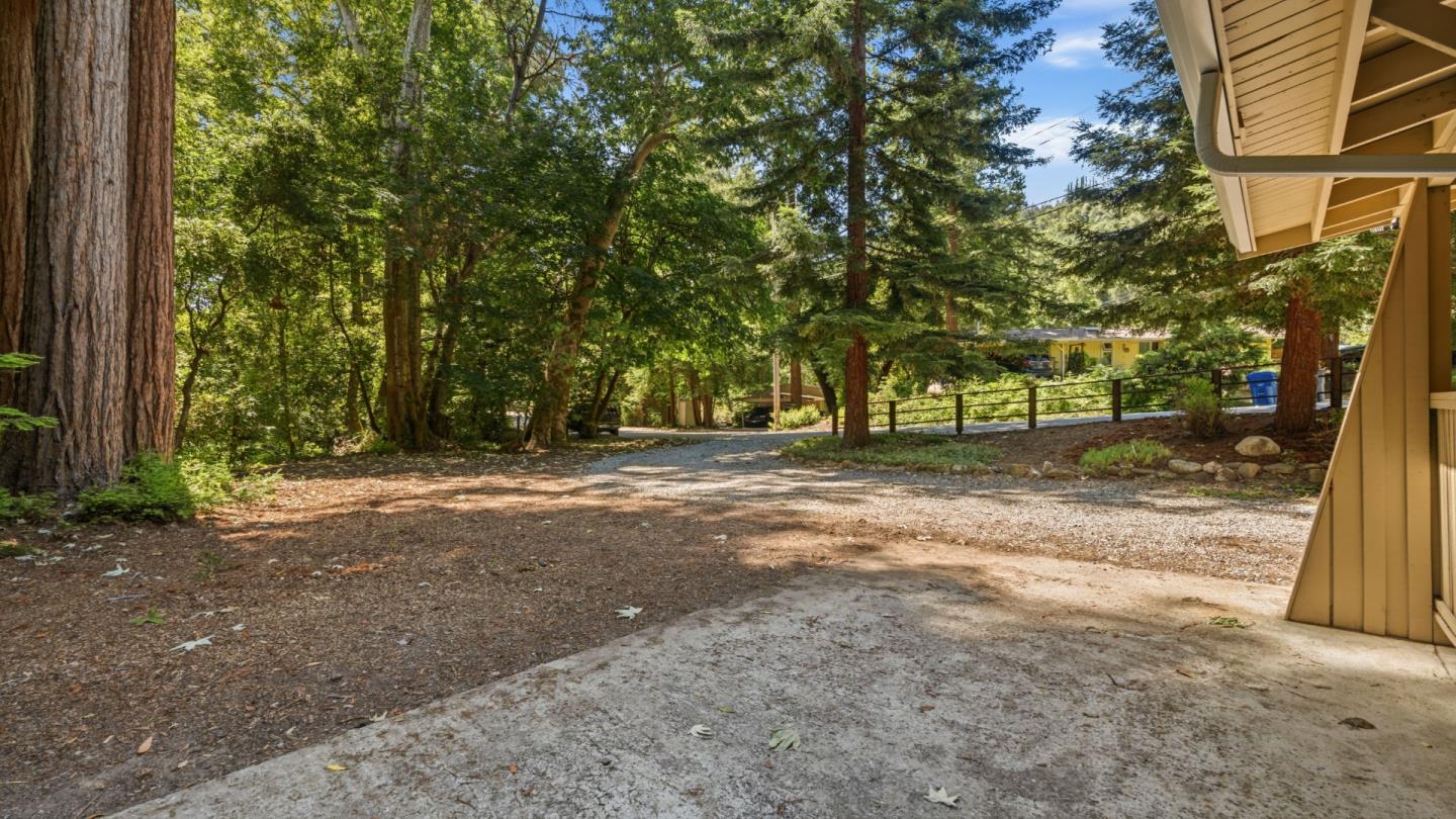 15740 Forest Hill Drive