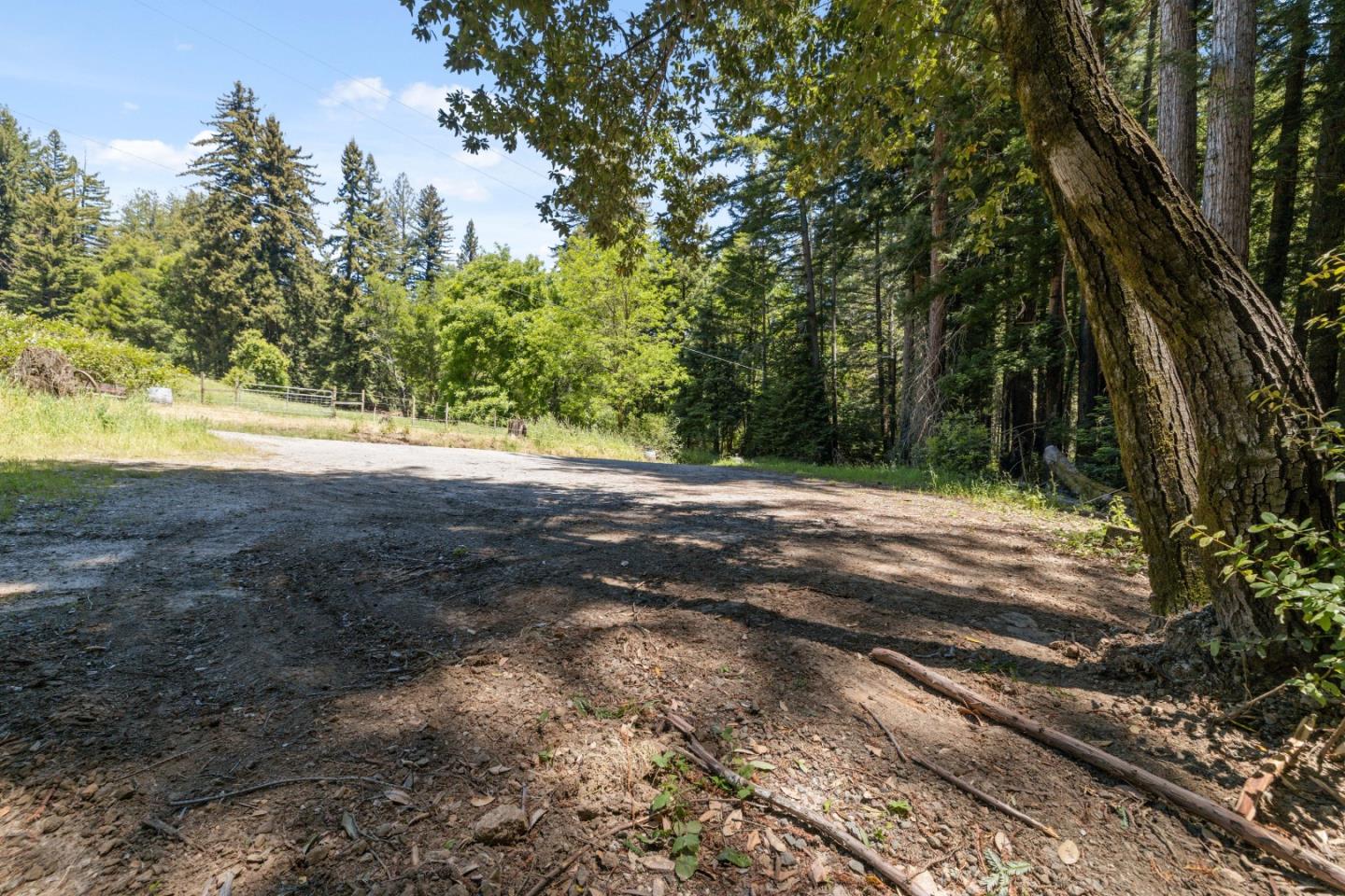 Lot 17 Branson Ranch