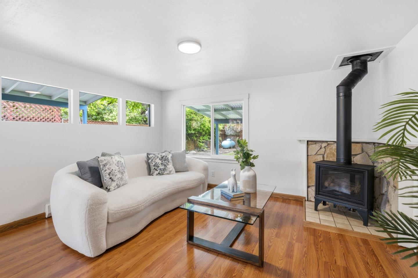 526 Lockhart Gulch Road