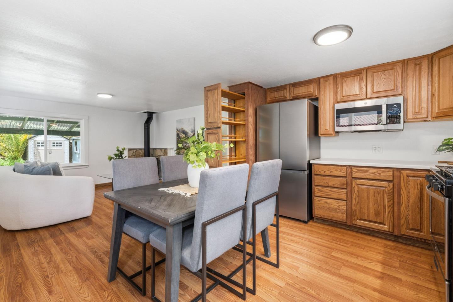 526 Lockhart Gulch Road