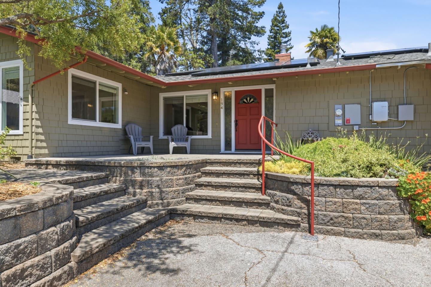 194 Caseta Way
