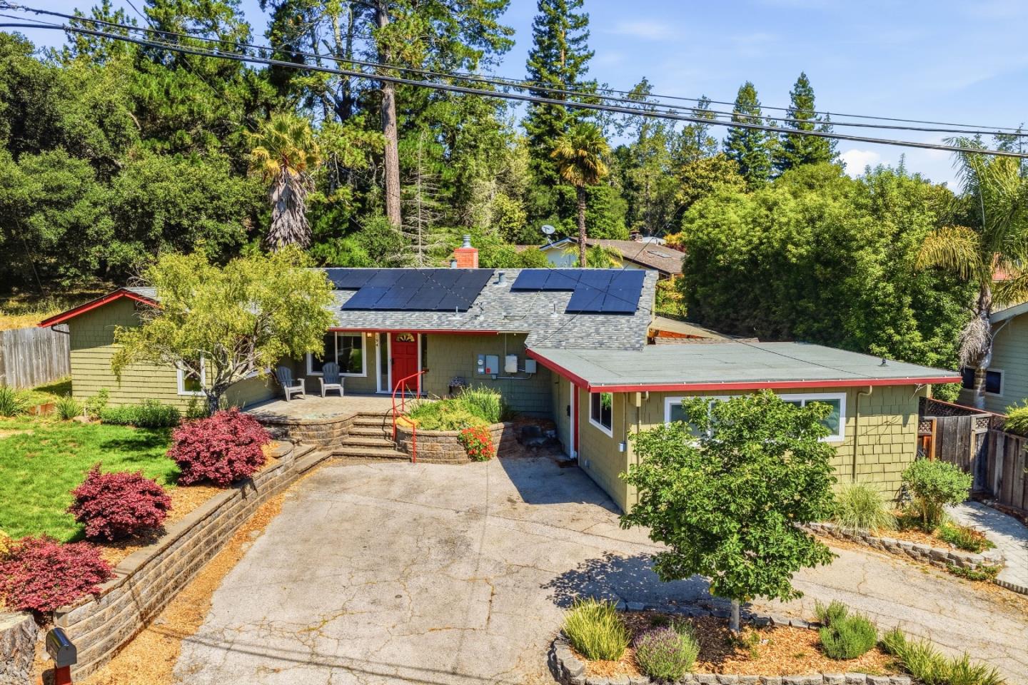194 Caseta Way