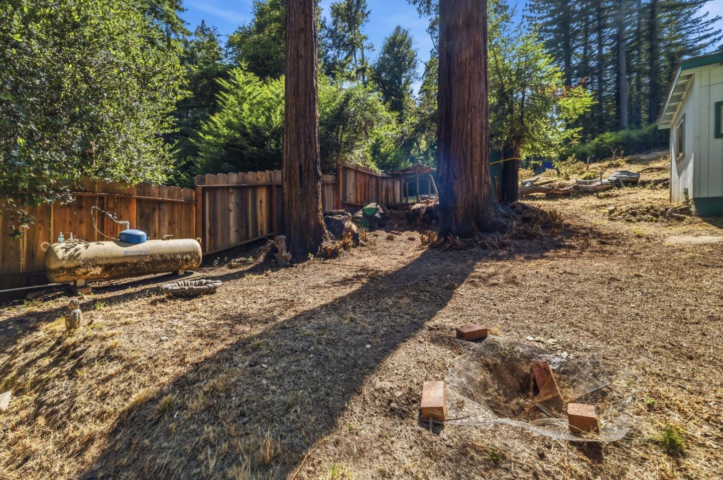 836 Creek Drive