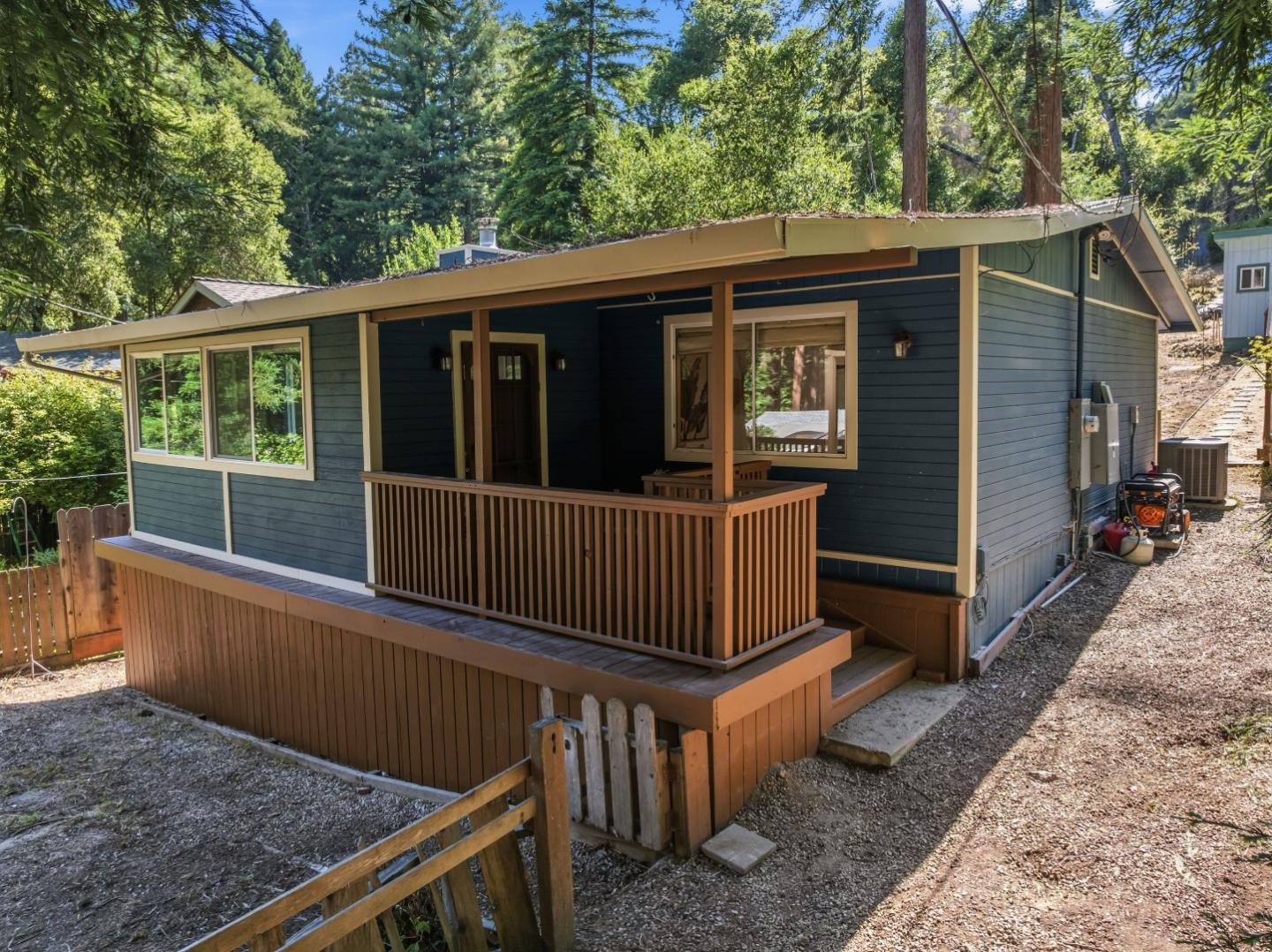 836 Creek Drive
