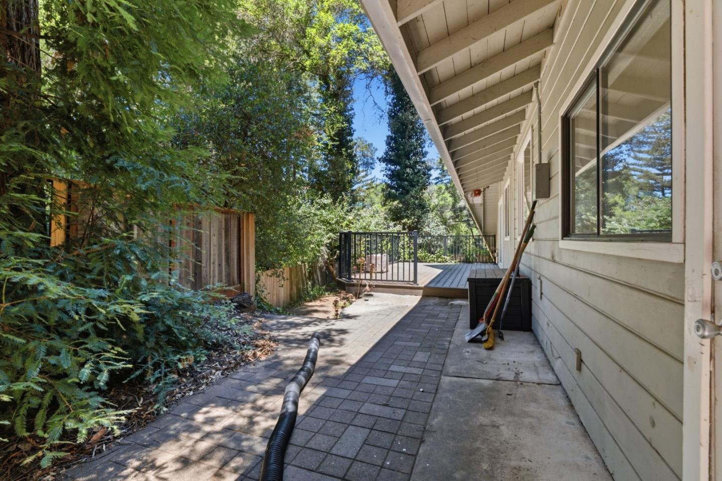 12489 Coleman AVE