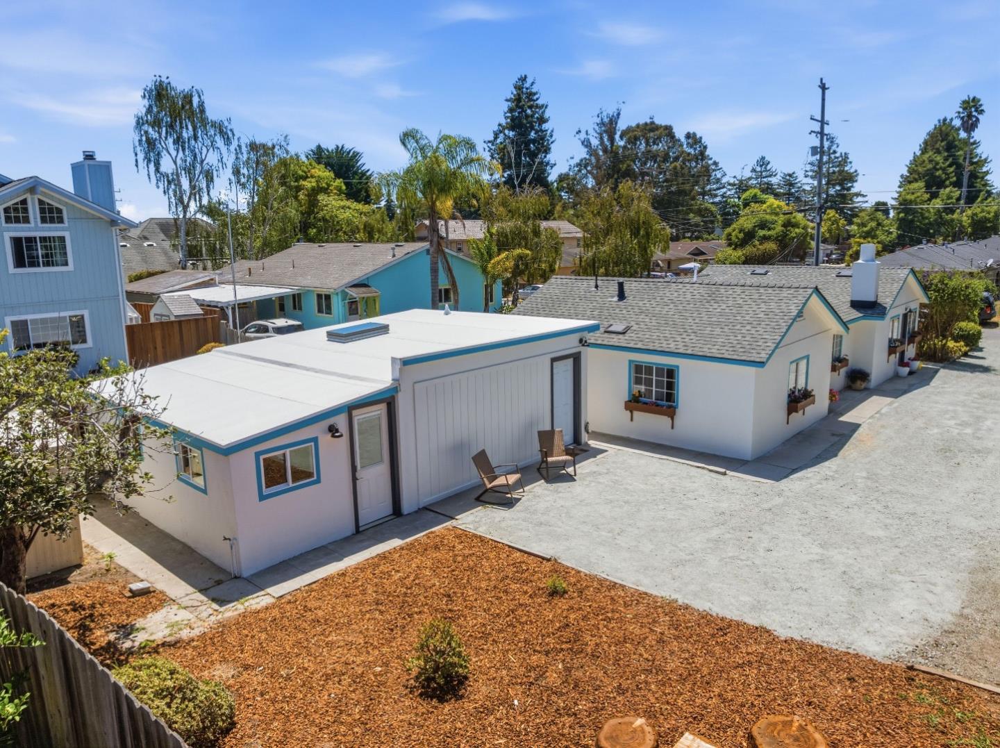1510 Thompson AVE